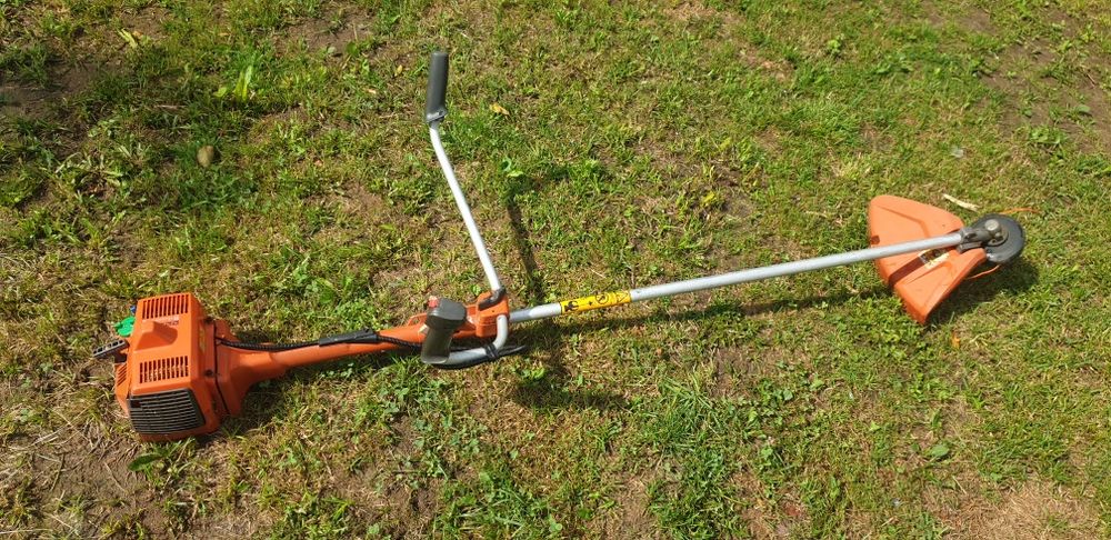 Kosa spalinowa husqvarna 225r Stihl FS220