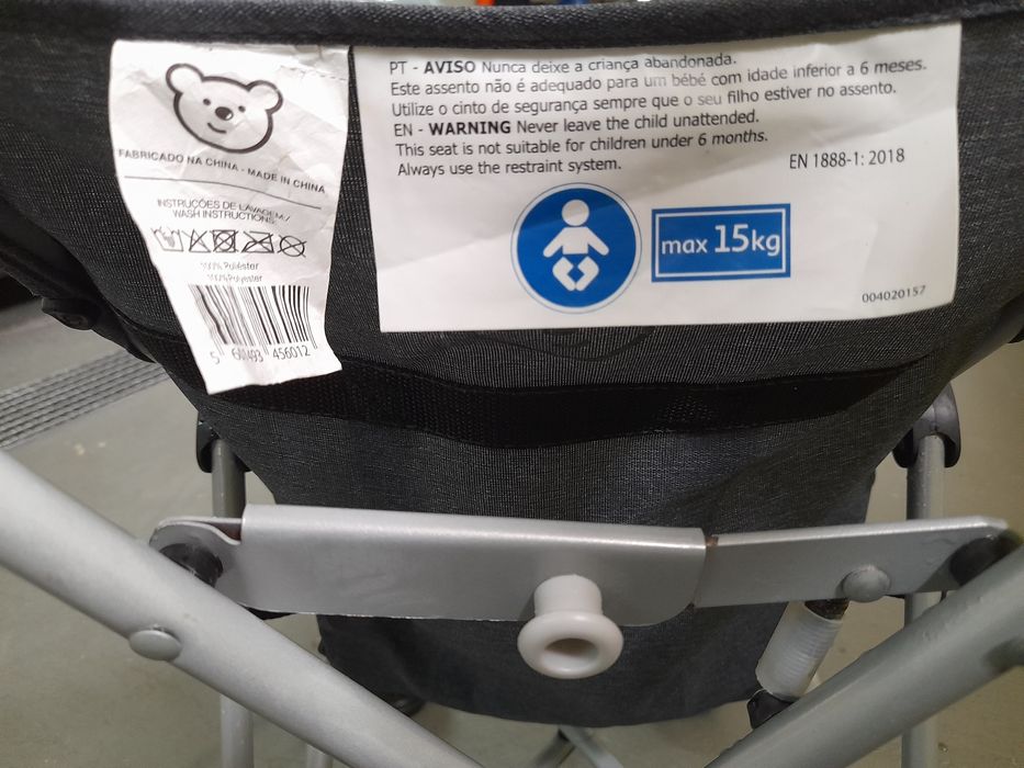 Carrinho bebé passeio