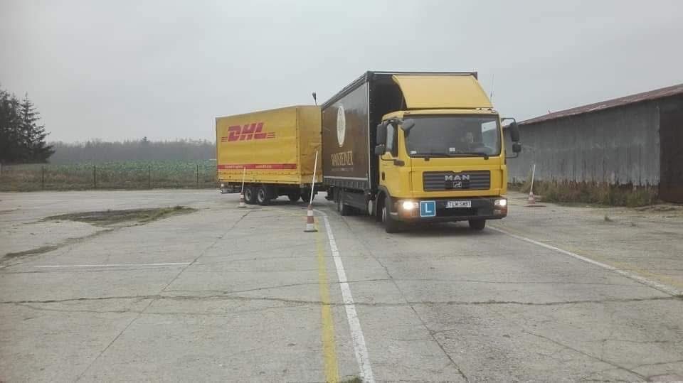 Przyczepa Tandem (DHL)