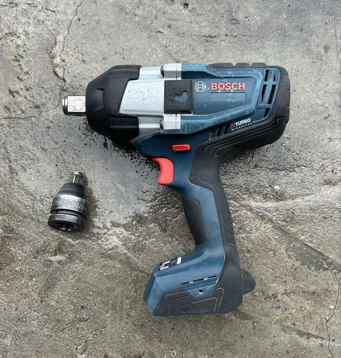 Гайковерт Bosch GDS 18V-1050 H,акумуляторний гайковерт бош