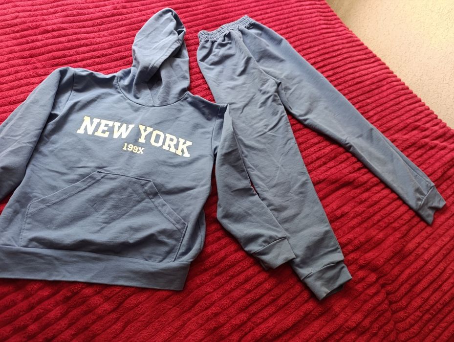 Спортивний костюм р. 122-128