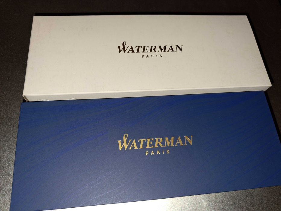Pióro kulkowe Waterman
Hemisphere Deluxe Marine Red