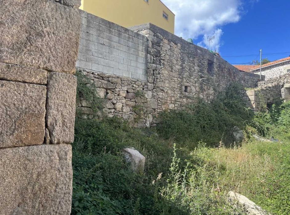Casa em Ruínas Vilarinho da Castanheira