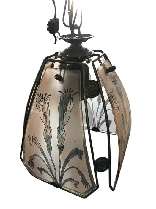 Candeeiro de Tecto Vintage, revivalismo  de art noveau.