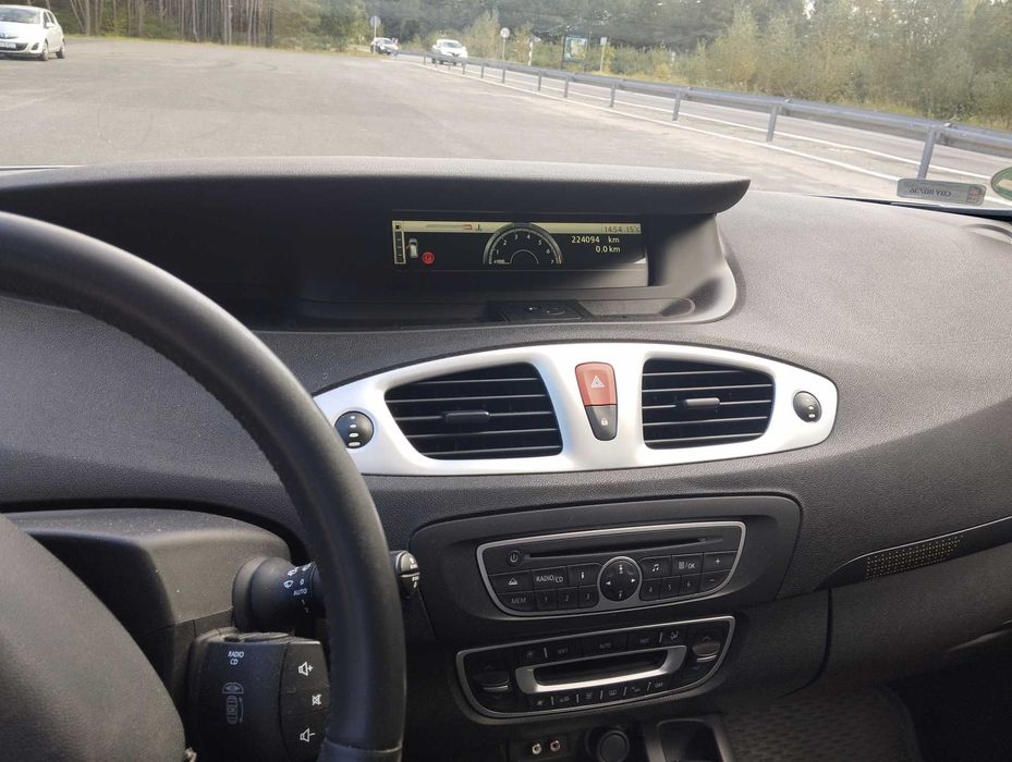 Scenic III 1,6 lpg 2009r.