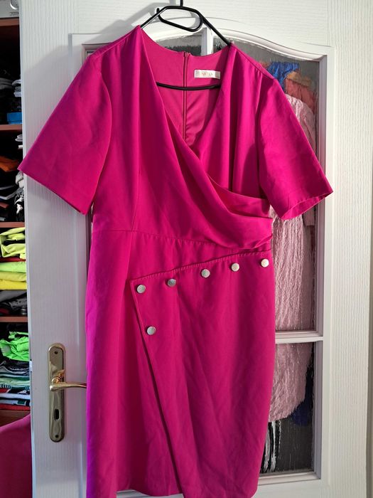 Sukienka rożowa r.42/44