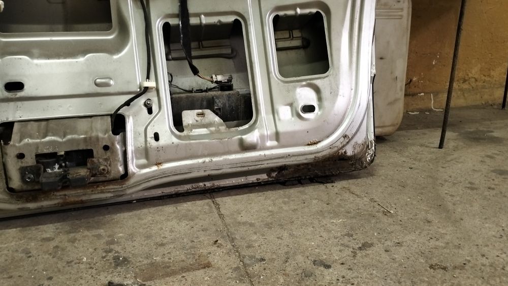 Кришка багажника Renault Scenic 2 Grand Scenic Сценік 2