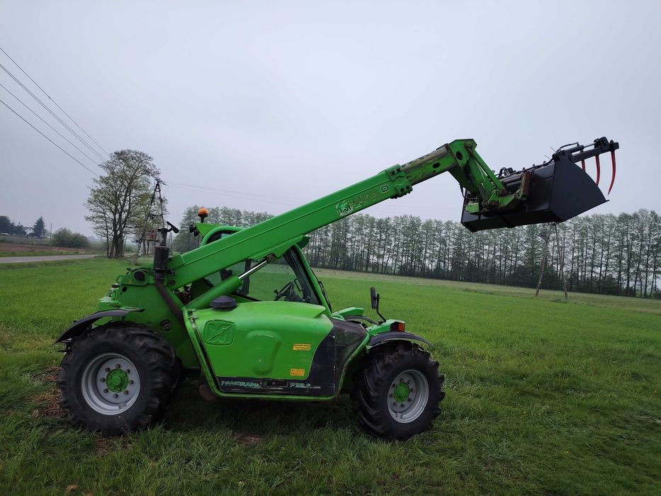 **Usługi ładowarką teleskopową – operator + sprzęt**