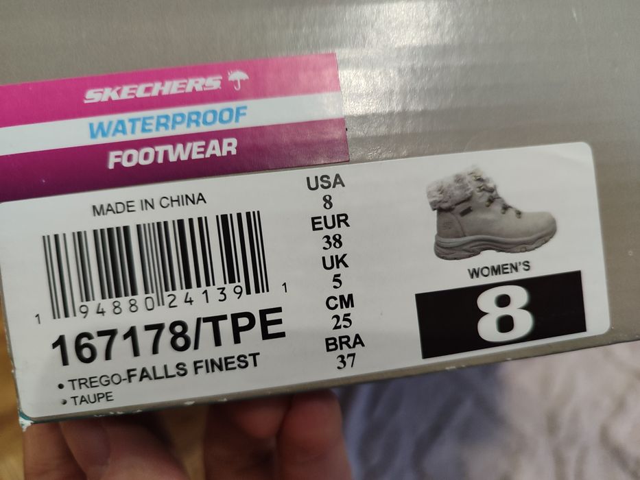 Продам зимние ботинки