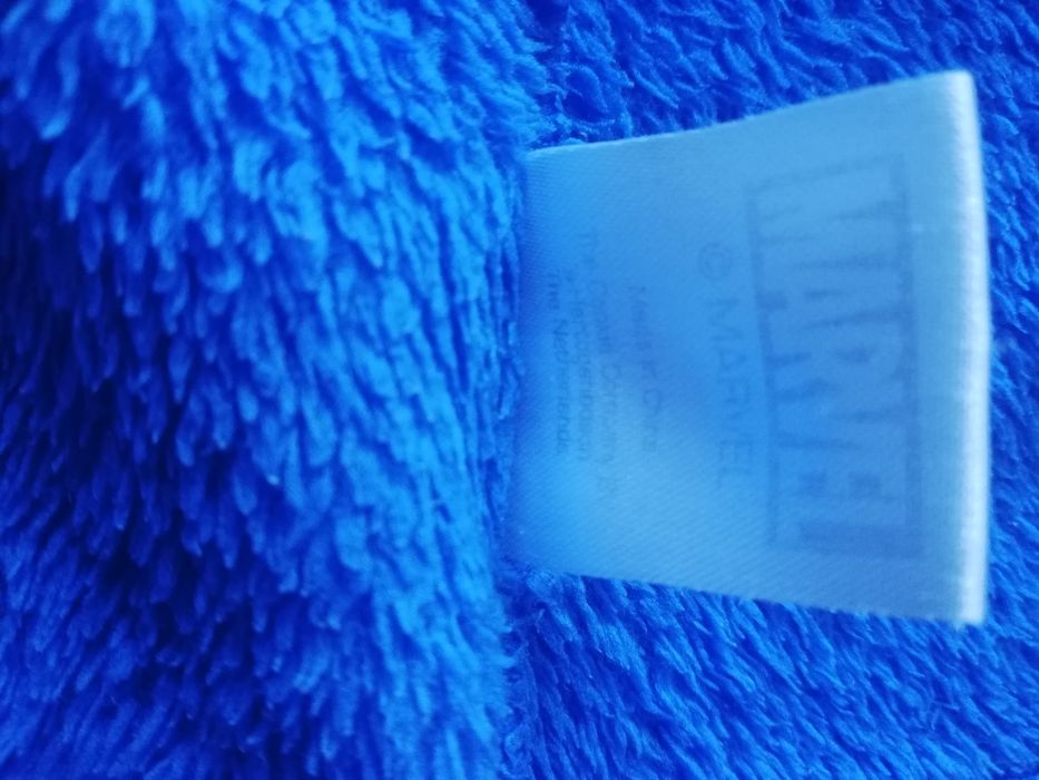 Szlafrok rozmiar 98 Firmy Marvel