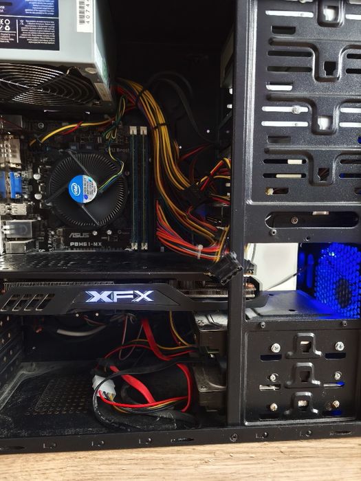 Komputer  xfx Radeon RX 480 Black edition 8gb, procesor i 5, 8GB ram