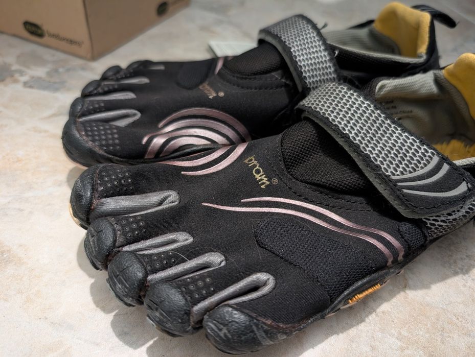 Fivefingers V-Run, KMD