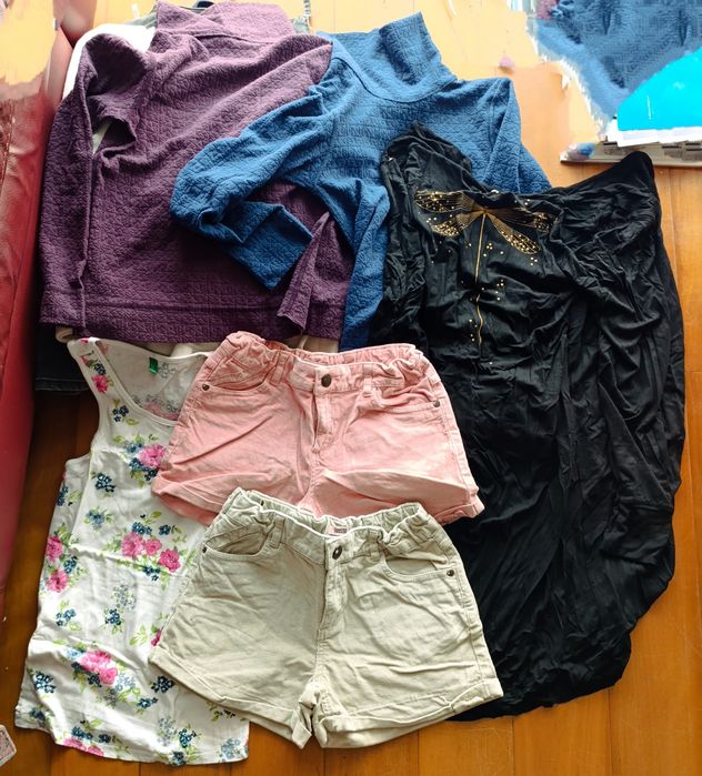 Lote de roupa usada para 16/17 anos