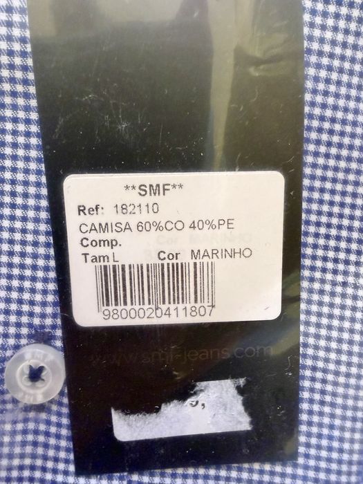 Vendo linda Camisa Azul-Marinho (tamanho L), nova na embalagem! Só 10€