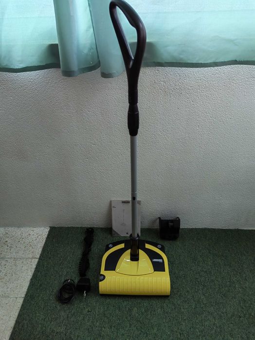 Vassoura Elétrica Karcher K55 Plus