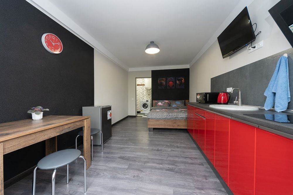 Смарт Квартира 2хв від метро Героїв Дніпра Оболонь