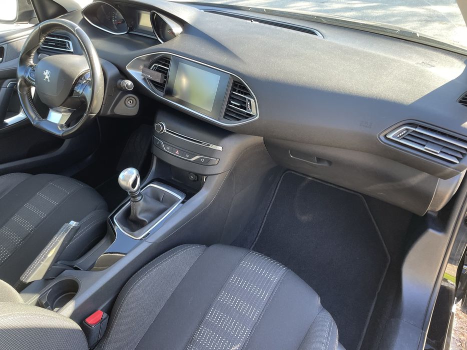 PEUGEOT 308 II SW 1.6 BlueHDi Diesel 120 cv / 88 kW