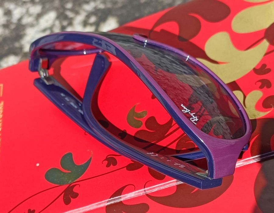 Óculos de criança Ray Ban, usados como novos. Sem riscos