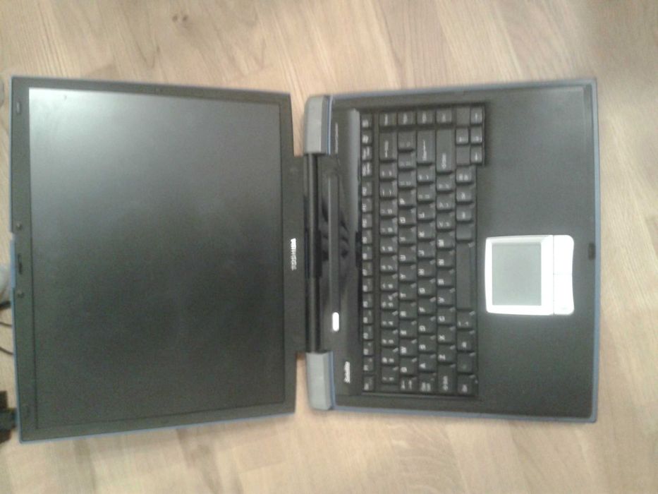 Laptopy notebooki rózne stare sprawne - system windows xp