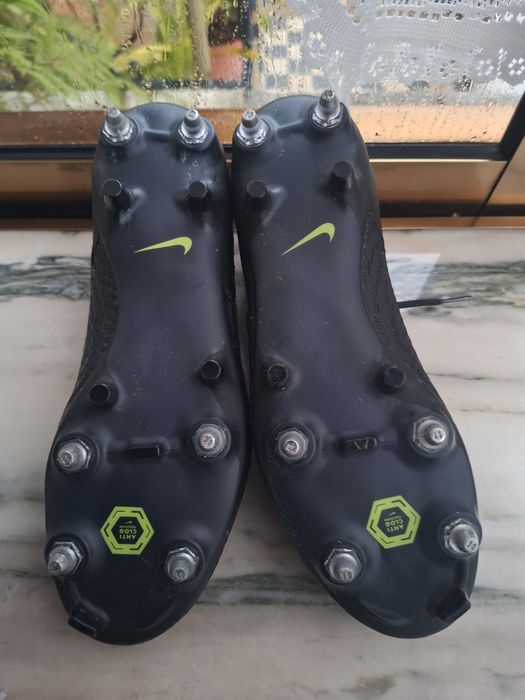 Chuteiras ( aluminio/borracha)