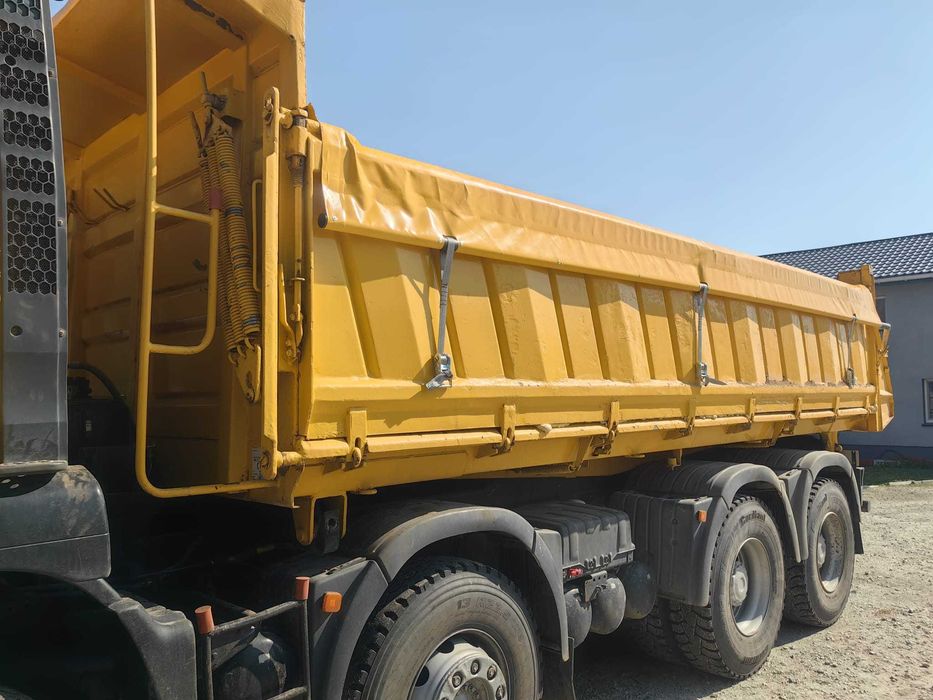 Plandeka Plandeki na wywortki/wanny 670g/m2