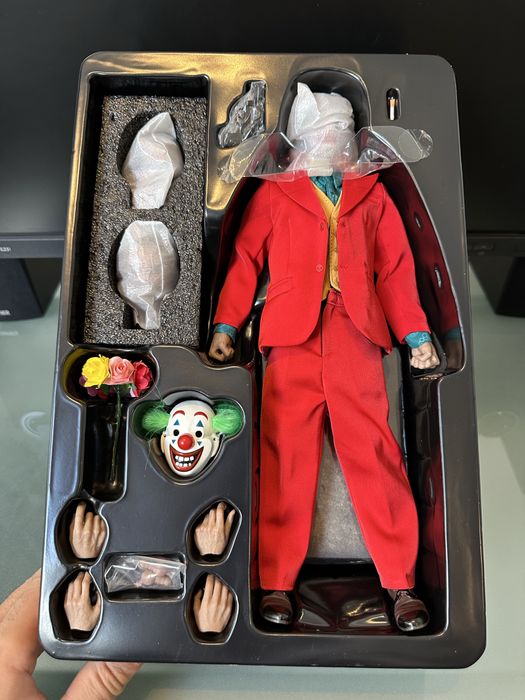 Фигурка 1/6 Toys Era PE004 Joker Хоакин Феникс тип hot toys: 8 000