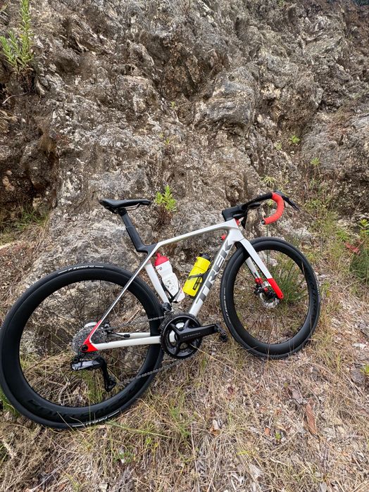Trek madone sl7.