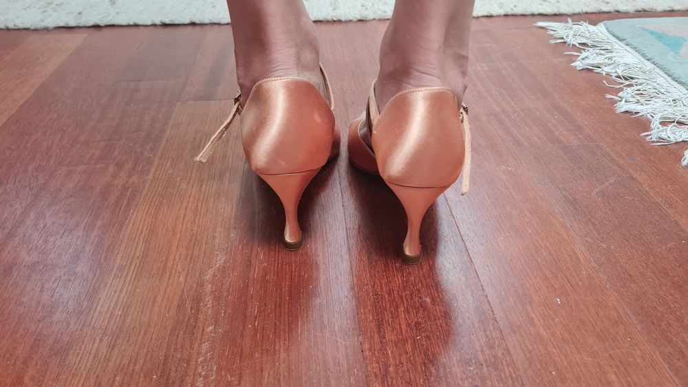 Buty skórzane-aksamitne do tańca