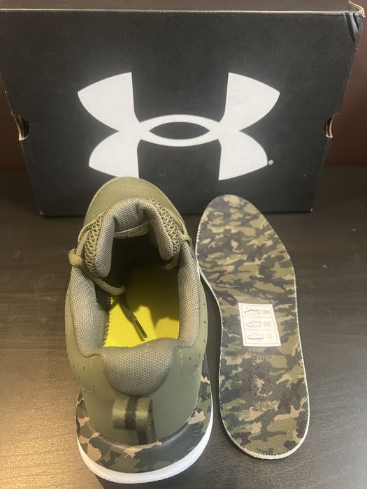 Кросівки Under Armour Charged Assert