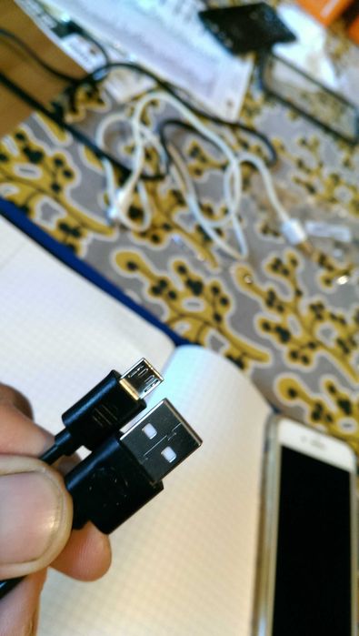 Przewód USB męski- micro USB męski, 29 cm;