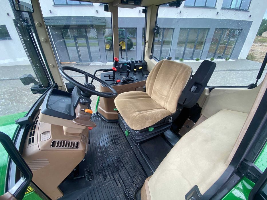 John Deere 6900 135к.с.