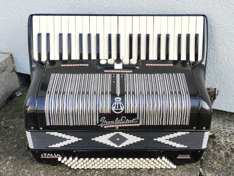 Wloski Akordeon Frontalini