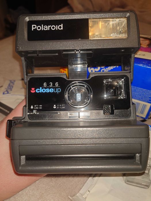 Камера Polariod 636 Closeup