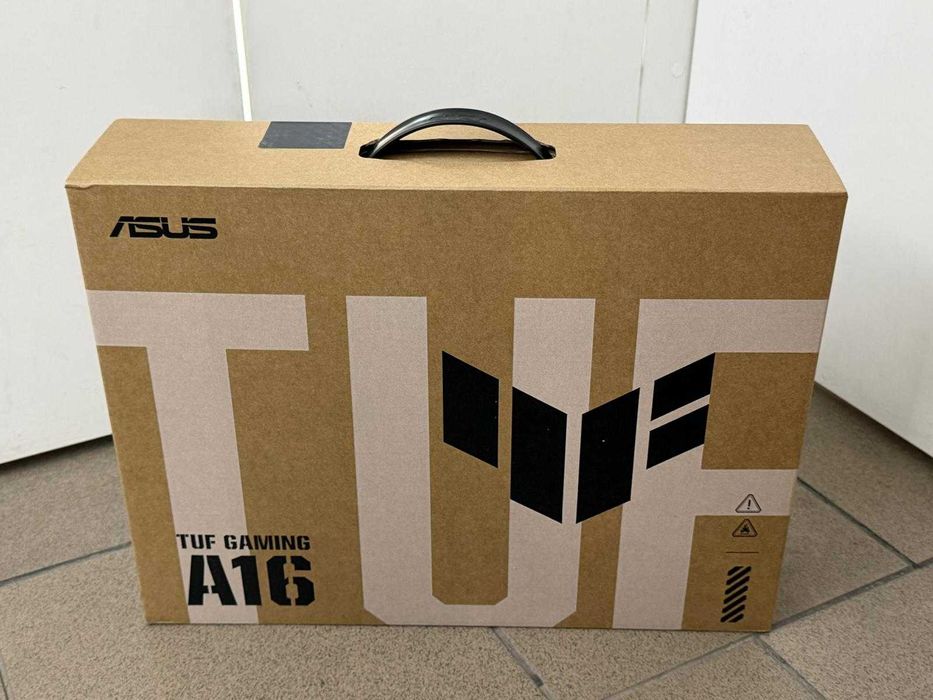 Laptop Asus TUF gAMING FA608 Ryzen 7  /16 GB /512 GB /RTX 5060/ 165 Hz