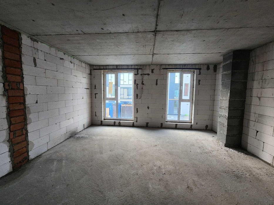 Таунхаус з Документами, 62 м2, 2 паркомісця, Двір 100 м2, Газ, Котел.