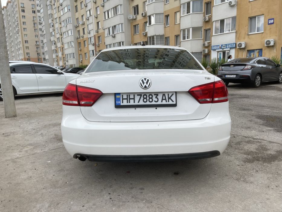 Продам Volkswagen Passat 2013