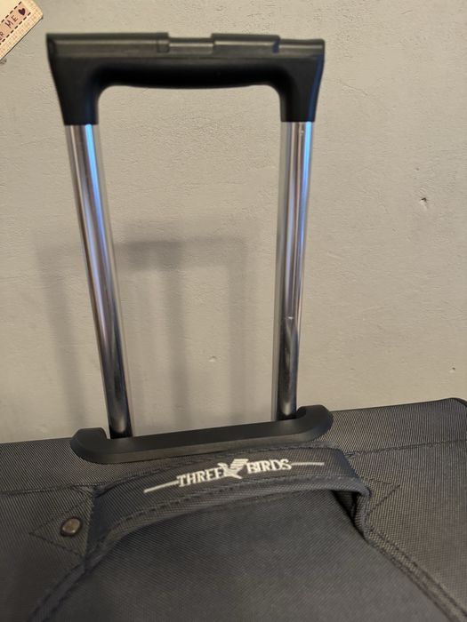 Чемодан валіза велика (L) THREE BIRDS майже новий