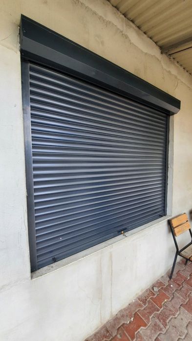 Захисні ролети. Ролети в гараж. Ролети на вікна.