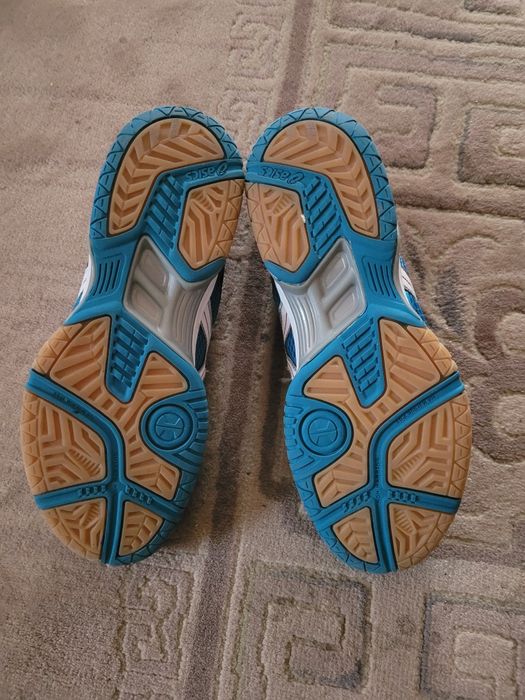 Buty sportowe Asics nr 40, 25.5cm