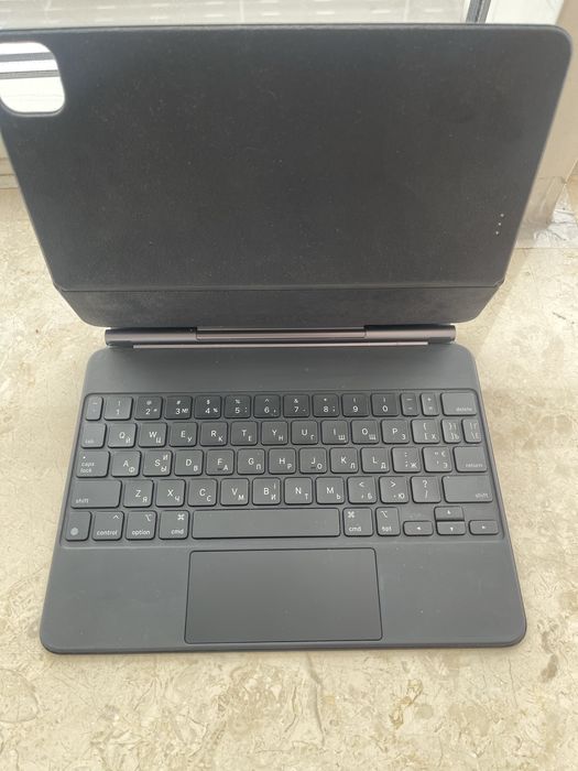 magic keyboard ipad pro 11 - Купить электронику - Цены на OLX.ua