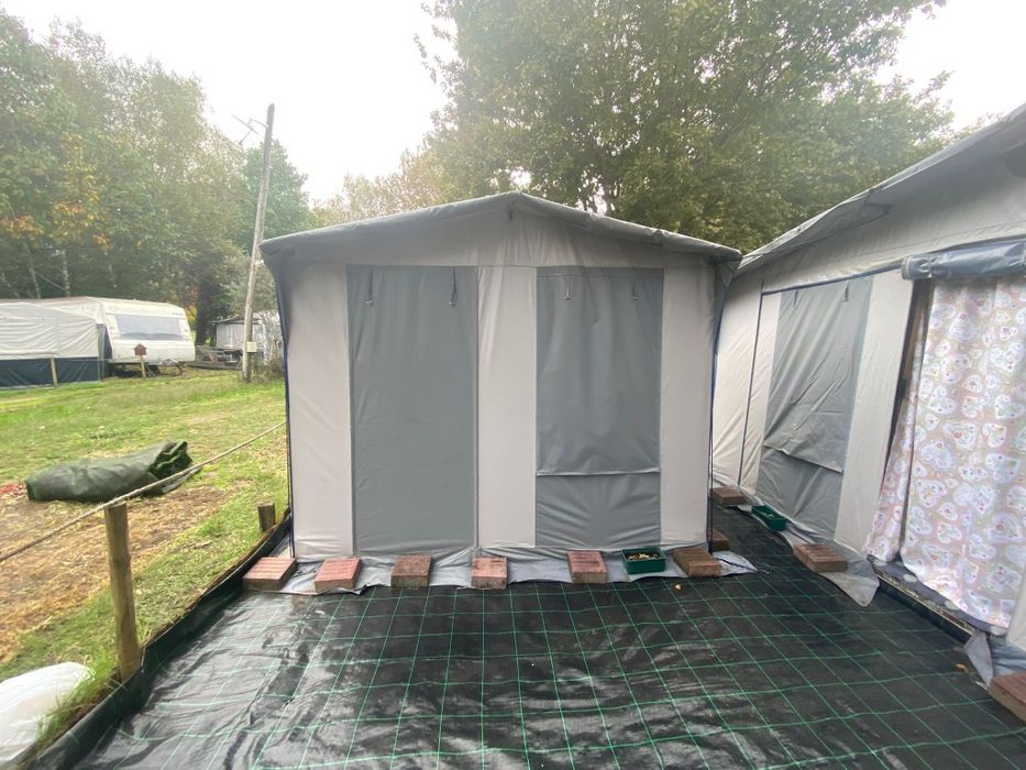 Caravana situada em Parque de Campismo em Ponte de Lima