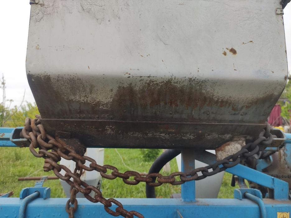 СУПН 8 А СІЯЛКА ЗЕРНОВА продам сіялку у гарному стані