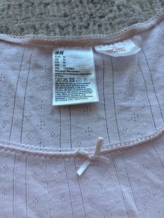 Ніжна рожева кофточка H&M