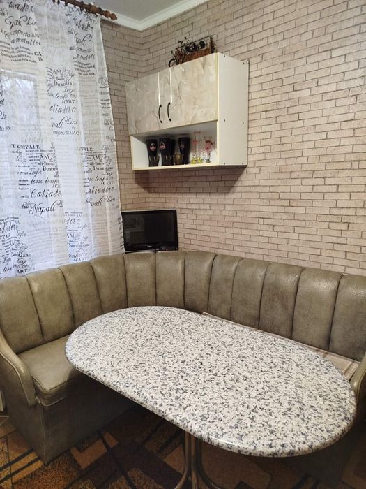 Подобово 2-кім.кв. р-н Критого ринку