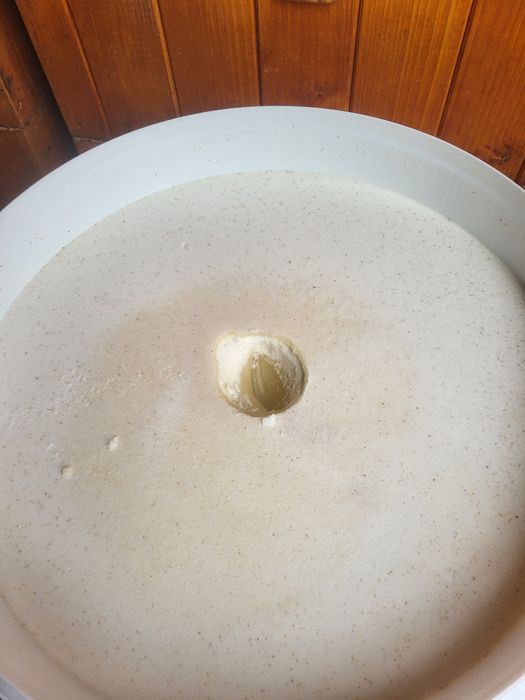 Miód wielokwiatowy w hoboku 40 kg.