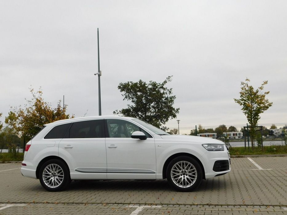 Audi Q7 S-line Kupiona Salon Polska 1-2017r