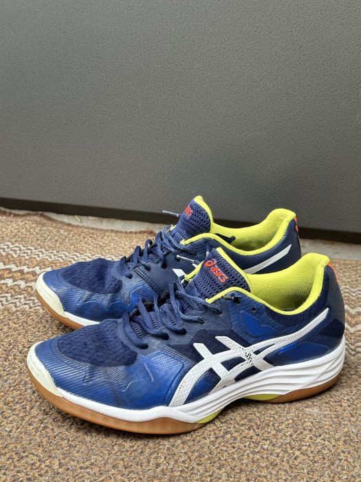 Продам Asics Gel Tactic 2