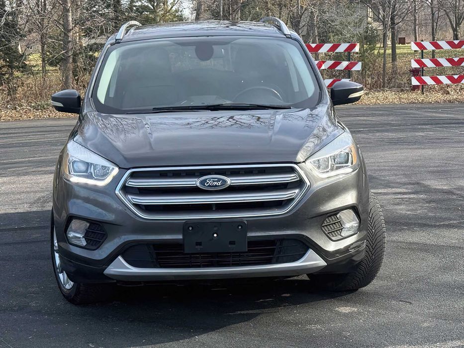 Ford Escape Titanium      2017