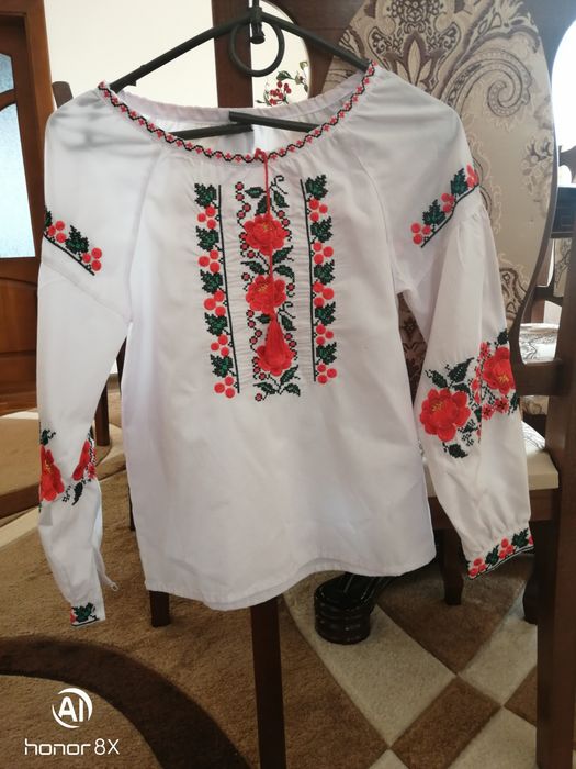 Вишита сорочка для дівчинки