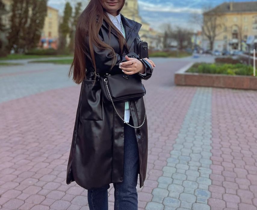 Плащ з екошкіри осінь reserved